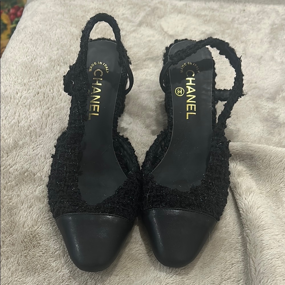 CHANEL Black Textured Heels